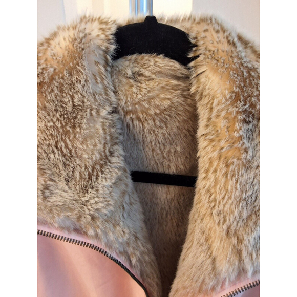 The Gap Size S Womens Pink With Beige Faux Fur With Pockets Reversible Vest - Picture 4 of 10